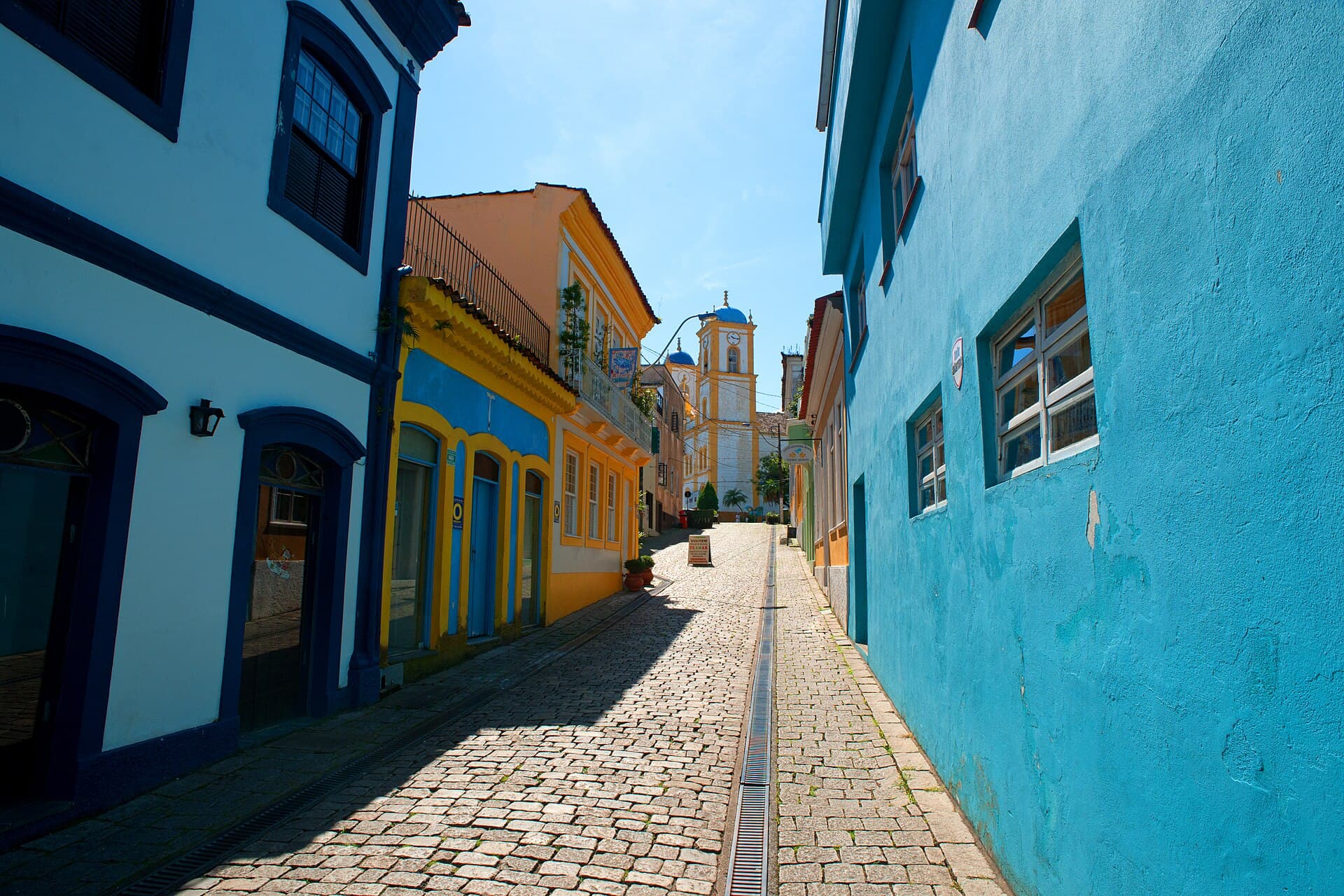 Rua do centro histórico de São Francisco do Sul